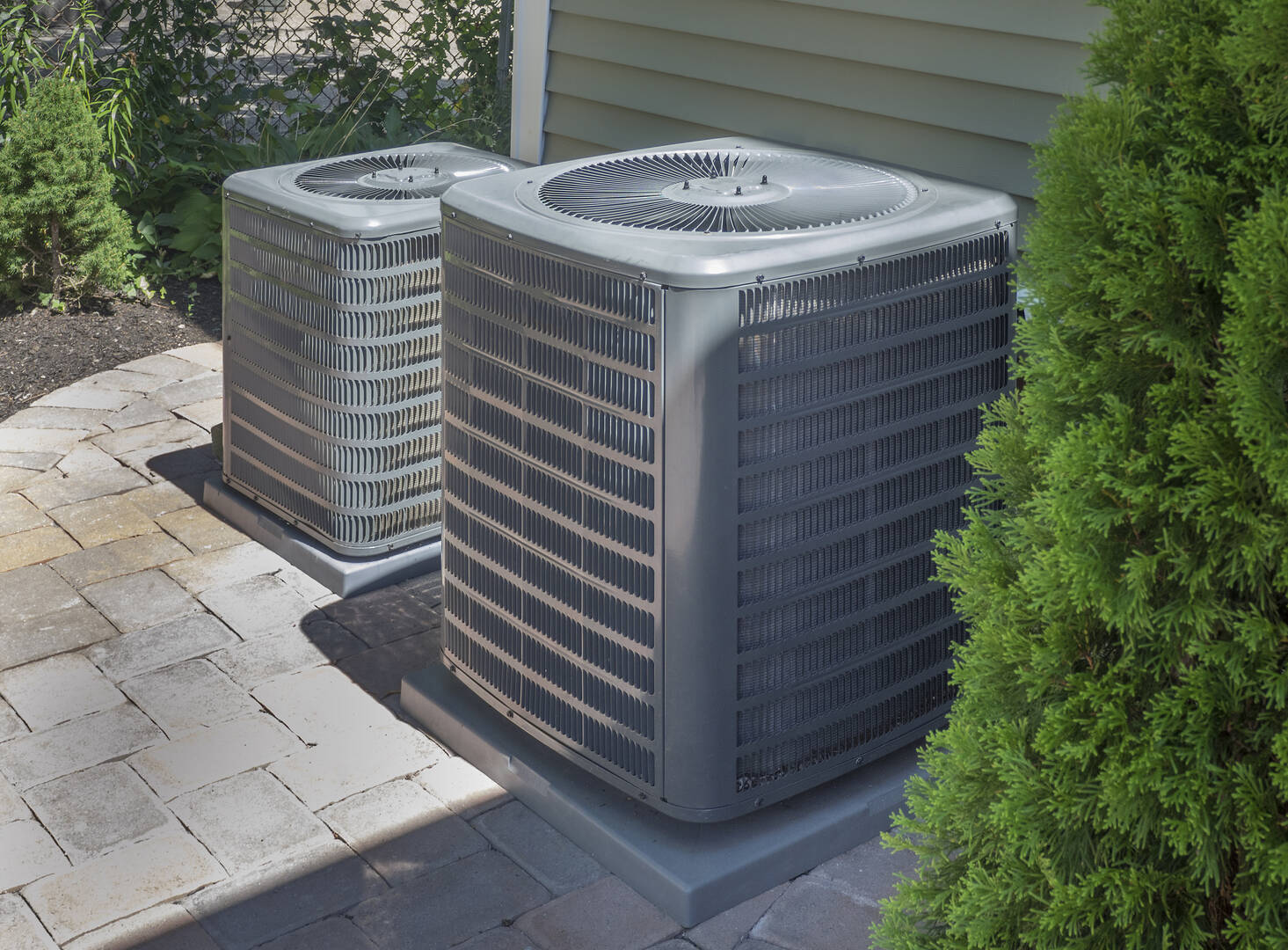 Robert De Angelo Heating & Air Conditioning logo
