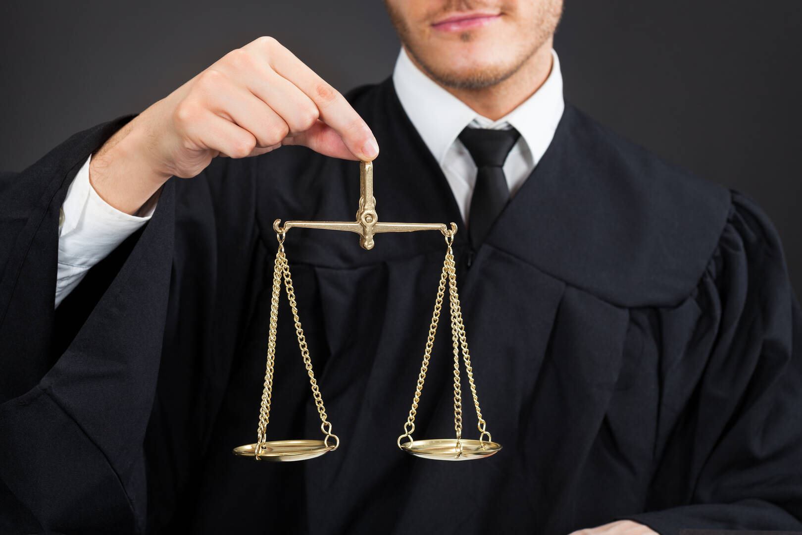 Maxwell Law Firm logo