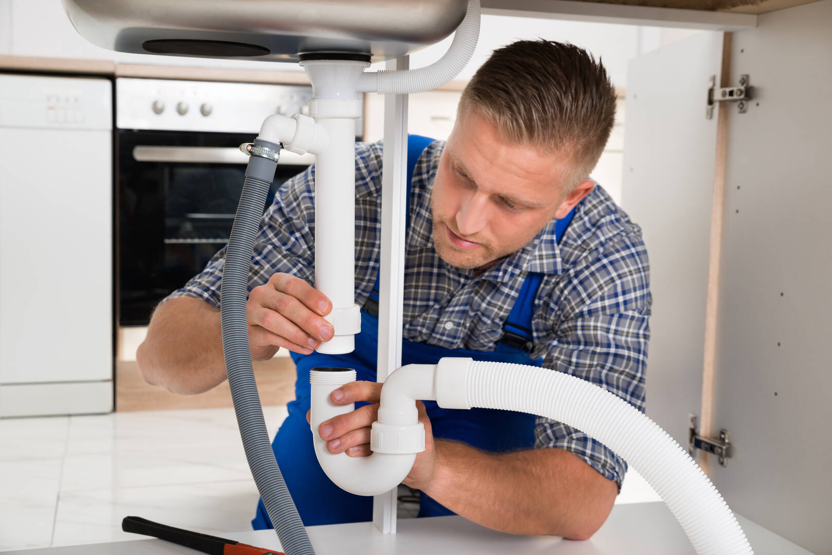 On the Job Plumbing logo