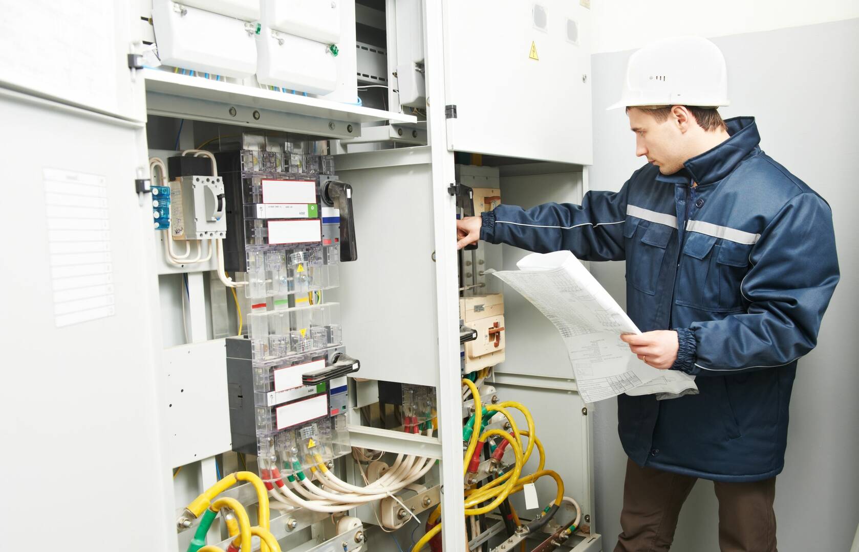 A.J.C. Electrical Service Pty Ltd logo