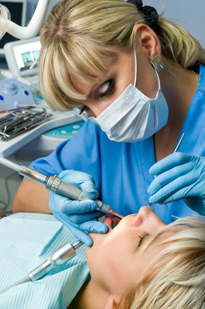 Highland Family dental logo