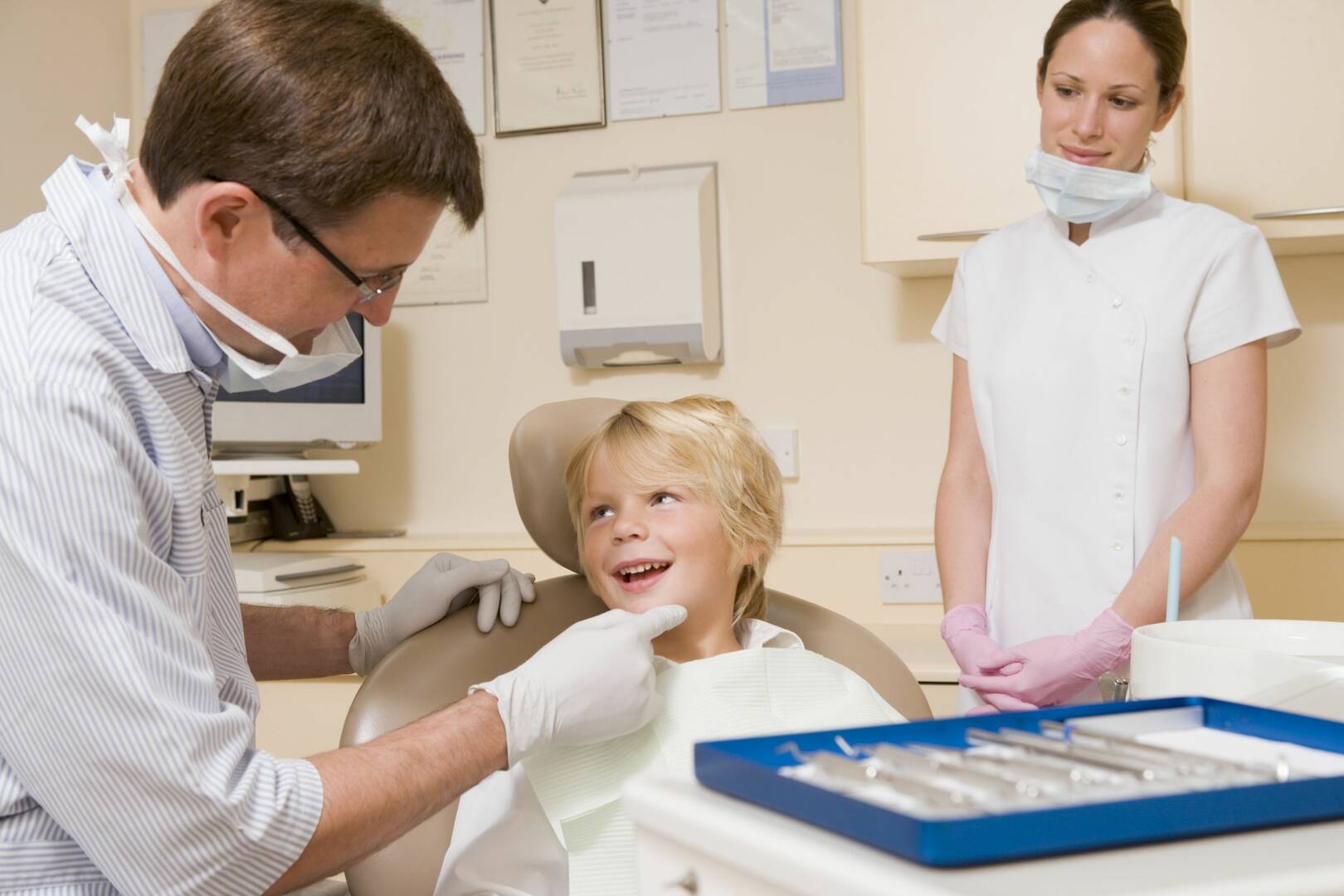 Glenmore Dental logo